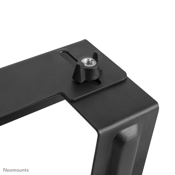 Neomounts AWL-450BL to uniwersalny, regulowany w głębokości (4,7-7,6 cm) uchwyt na odtwarzacz multimedialny - Czarny