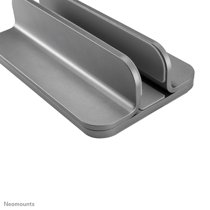 Neomounts pionowa podstawka pod laptopa - srebrna